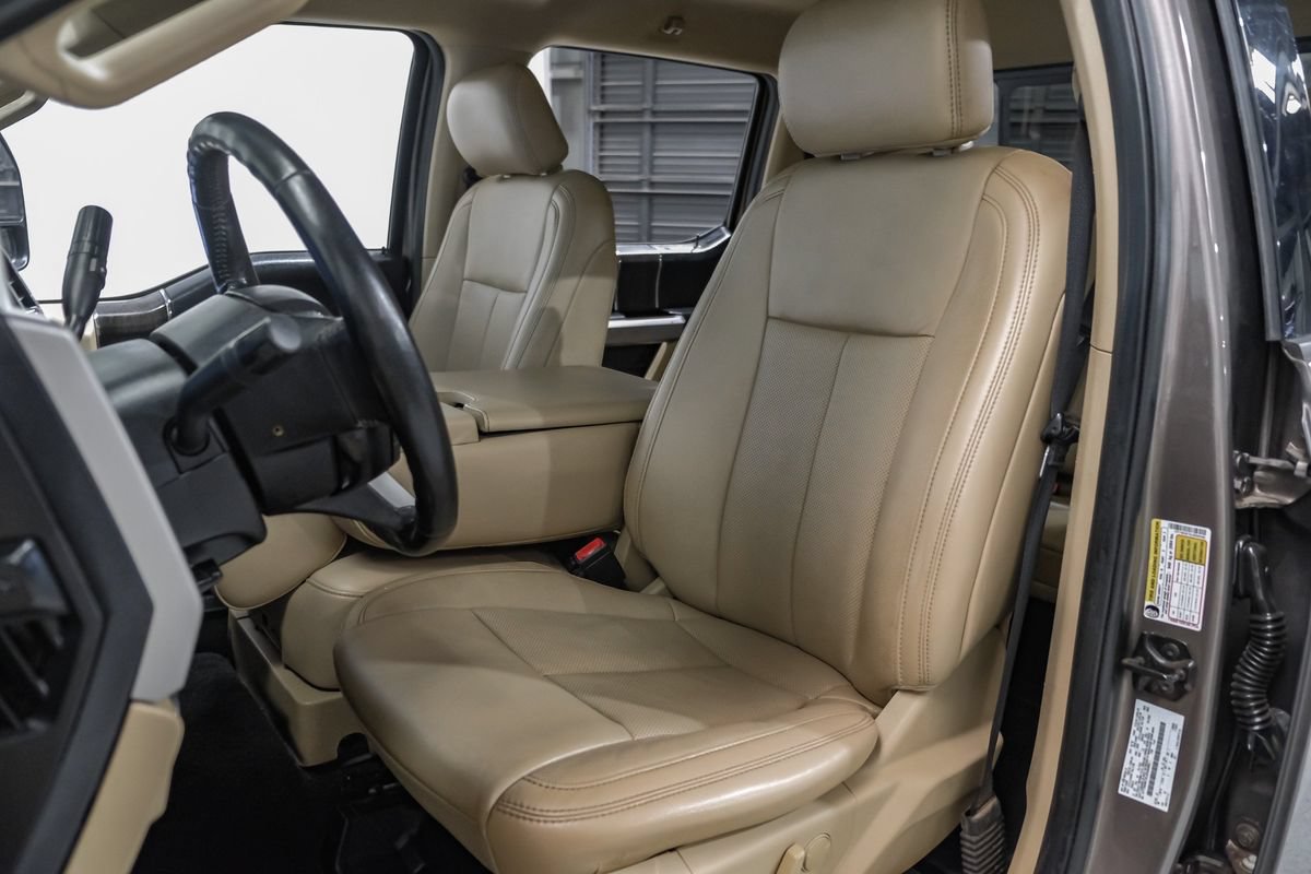 Used 2020 Ford F250 Lariat w/ Lariat Value Package AWD/4WD image 31
