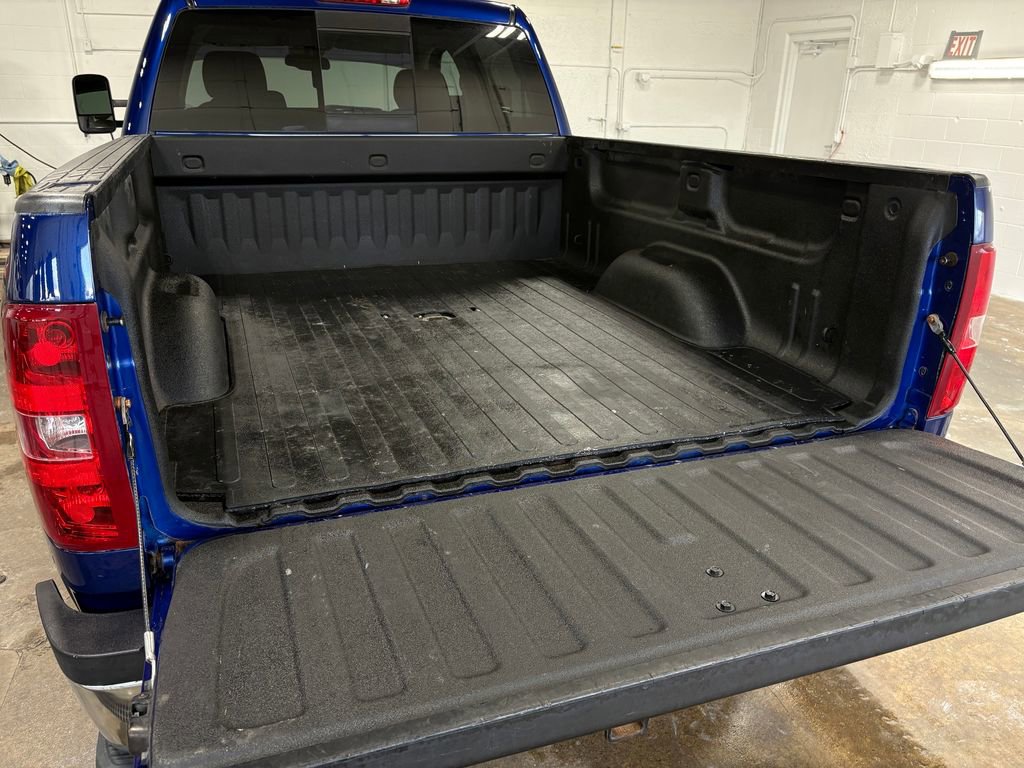 Used 2014 Chevrolet Silverado 2500 LT w/ Interior Plus Package image 29