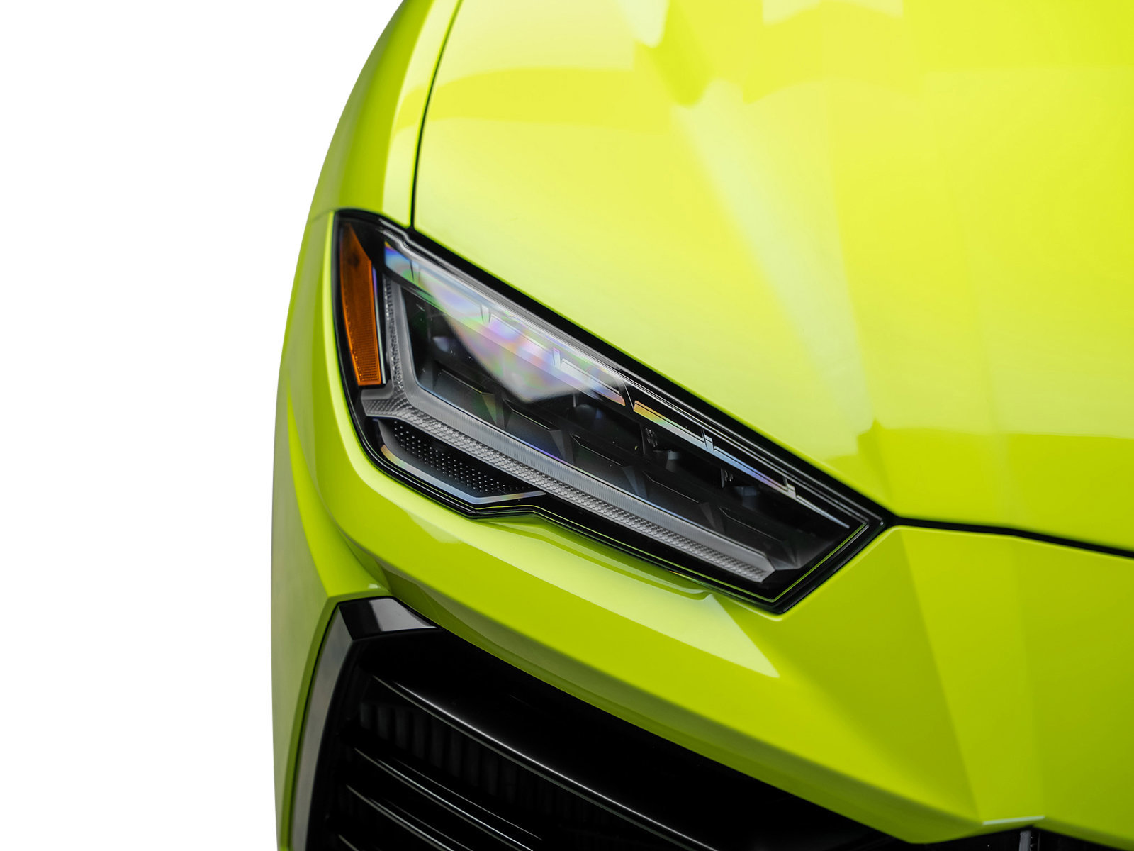 Used 2022 Lamborghini Urus AWD/4WD image 3