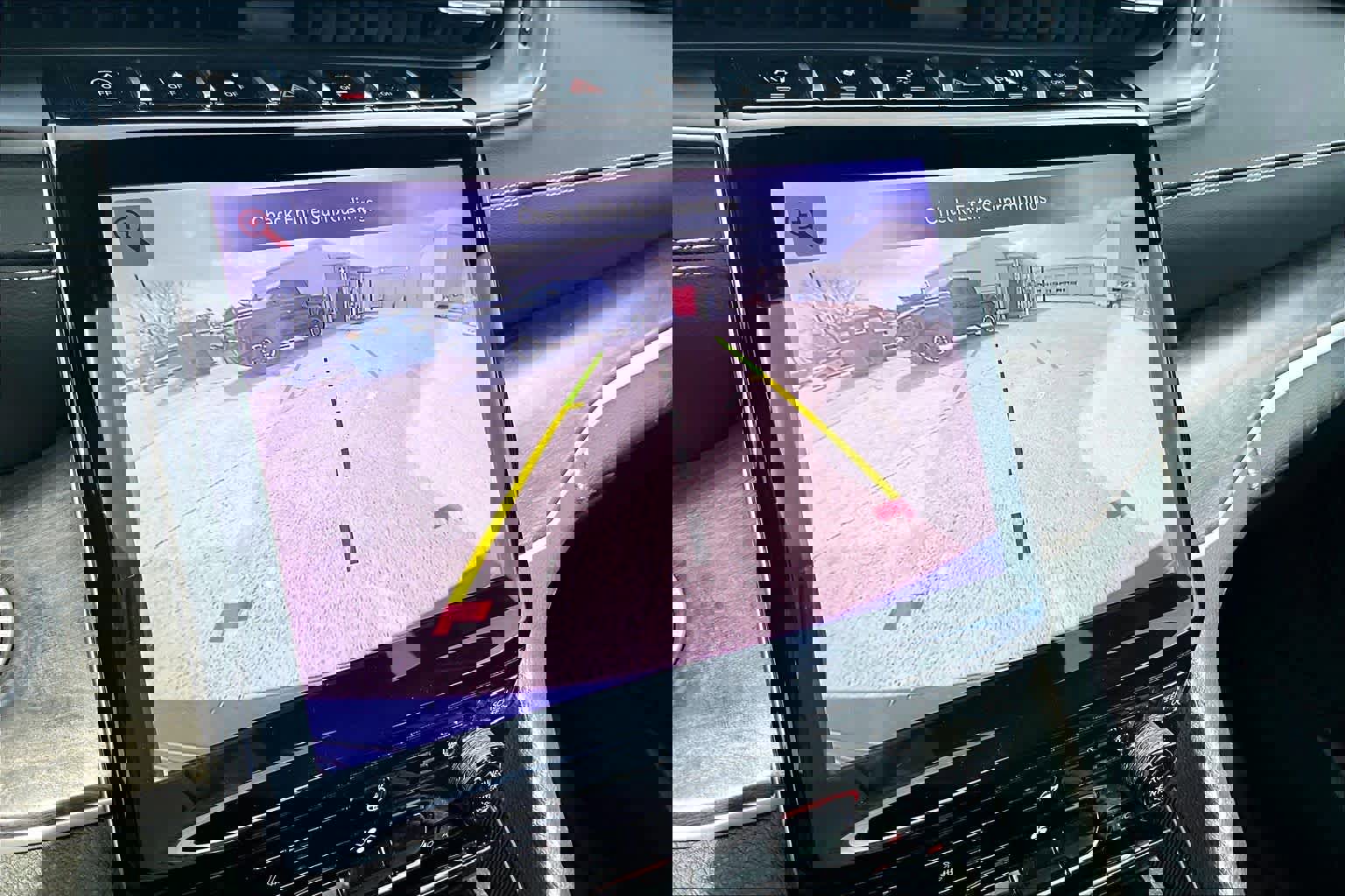 Used 2023 Jeep Grand Cherokee Limited image 27