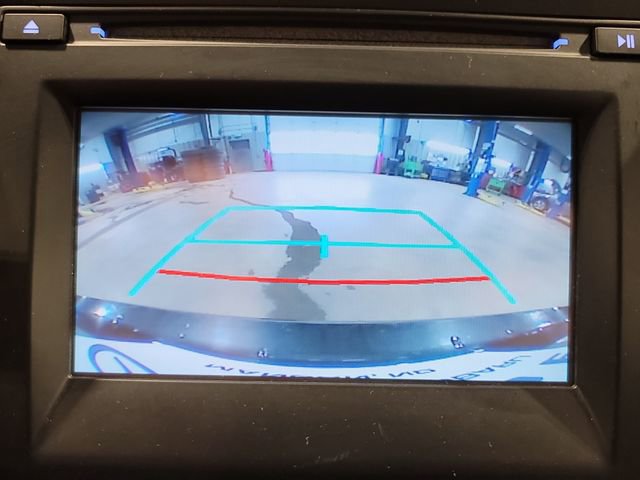 Used 2016 Toyota Camry LE image 30