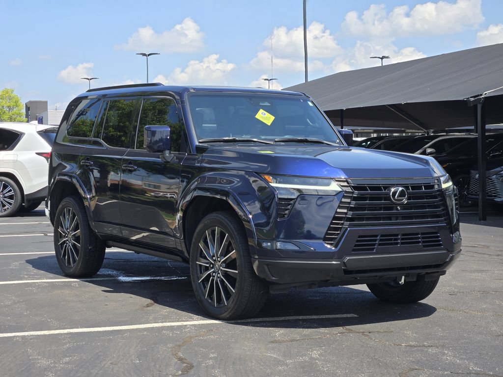 Used 2024 Lexus GX 550 w/ Accessory Package (Z1) AWD/4WD image 3