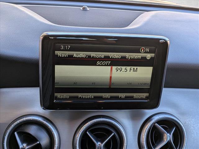 Used 2014 Mercedes-Benz CLA 250 image 12