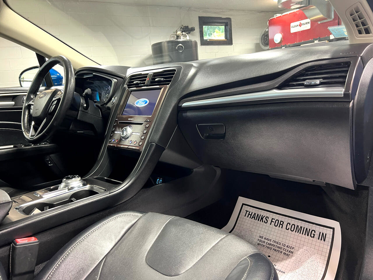 Used 2020 Ford Fusion Titanium image 12