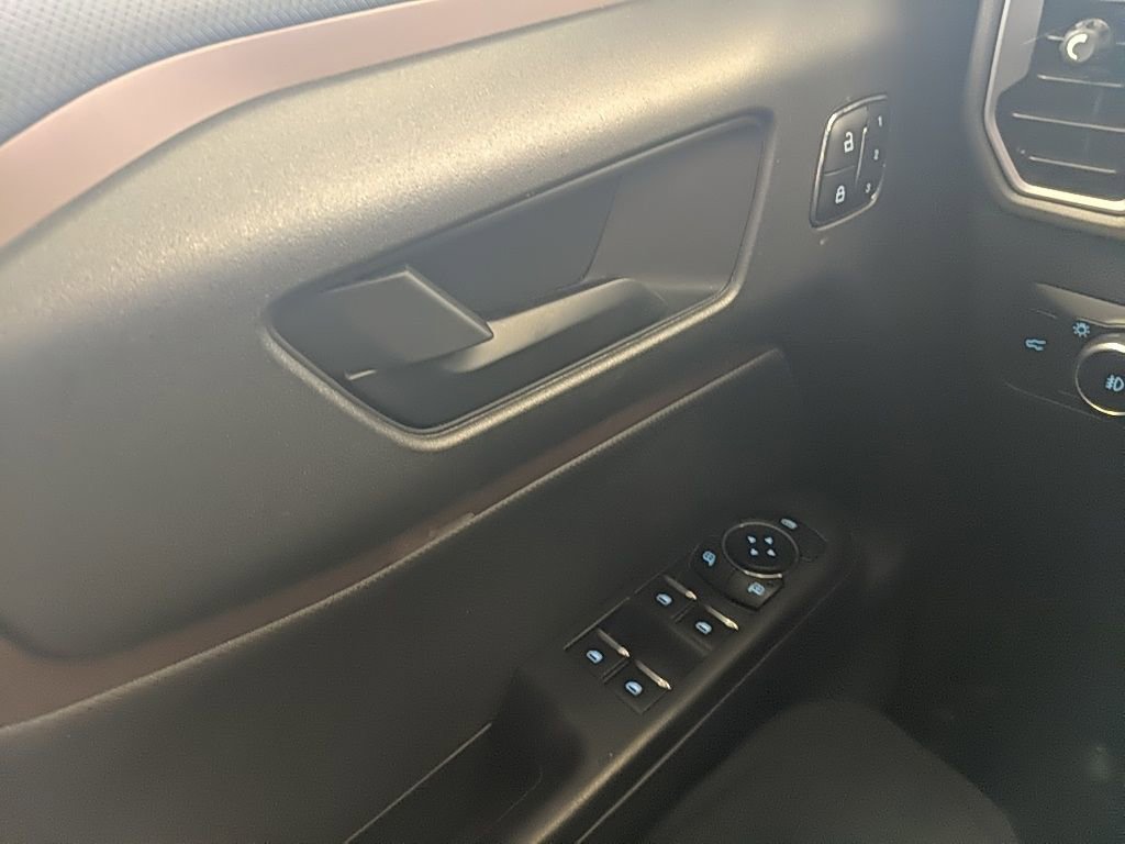 Used 2025 Ford Bronco Sport Outer Banks w/ Outer Banks Tech Package+ image 28