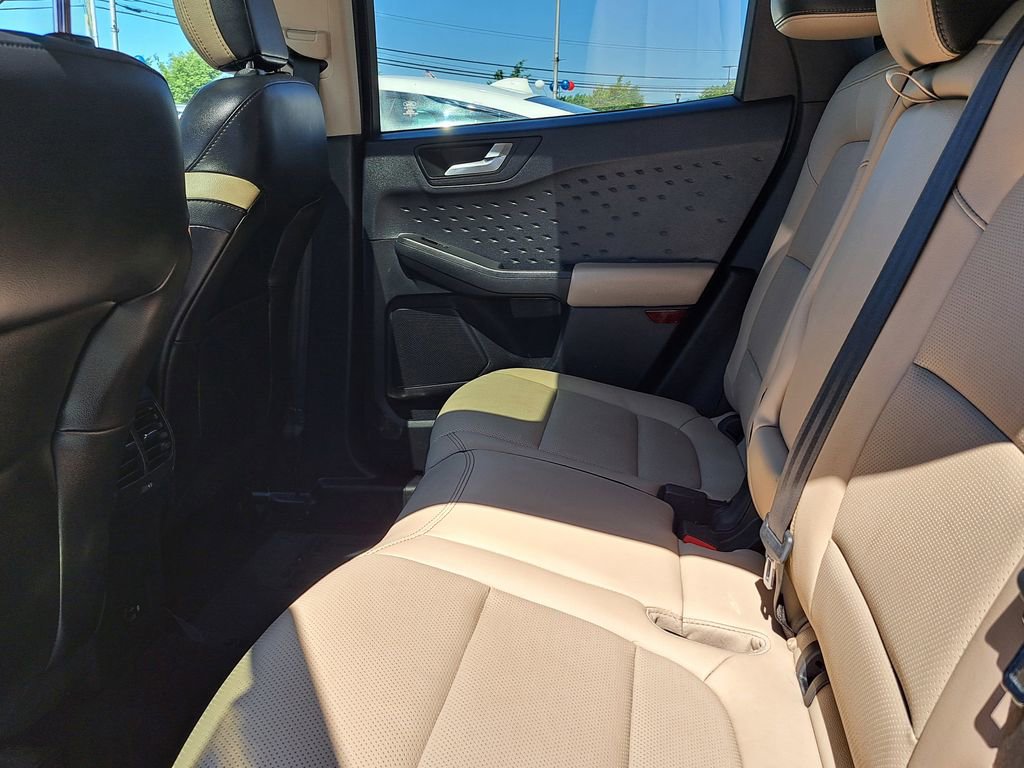 Used 2020 Ford Escape SE Sport FWD image 12
