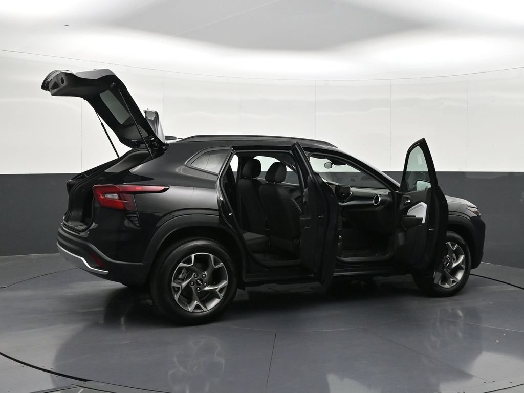 Certified 2026 Chevrolet Trax LT FWD image 38
