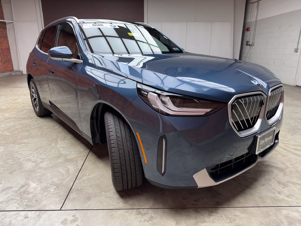Certified 2025 BMW X3 xDrive30i w/ Premium Package AWD/4WD image 7