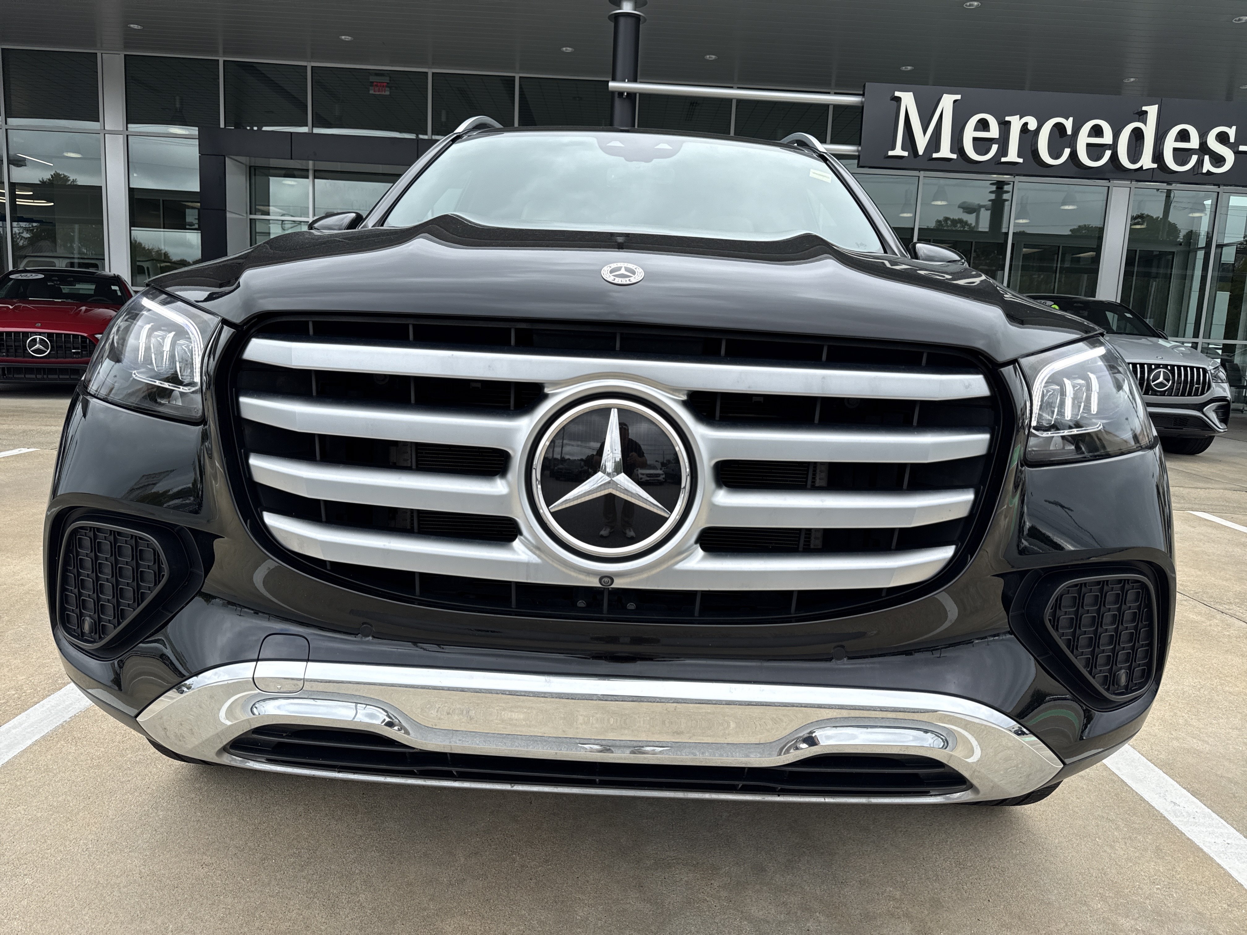 Used 2025 Mercedes-Benz GLS 450 4MATIC image 18