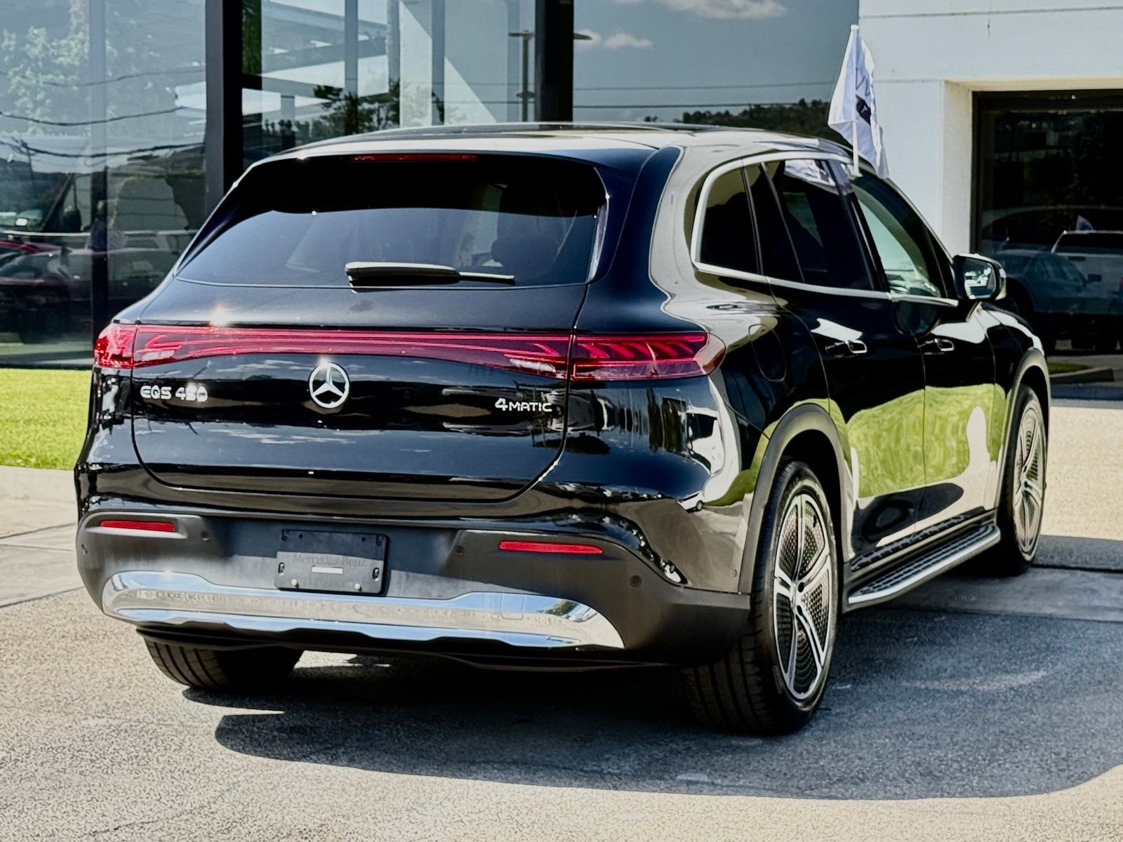 Used 2023 Mercedes-Benz EQS 450+ 4MATIC SUV image 15