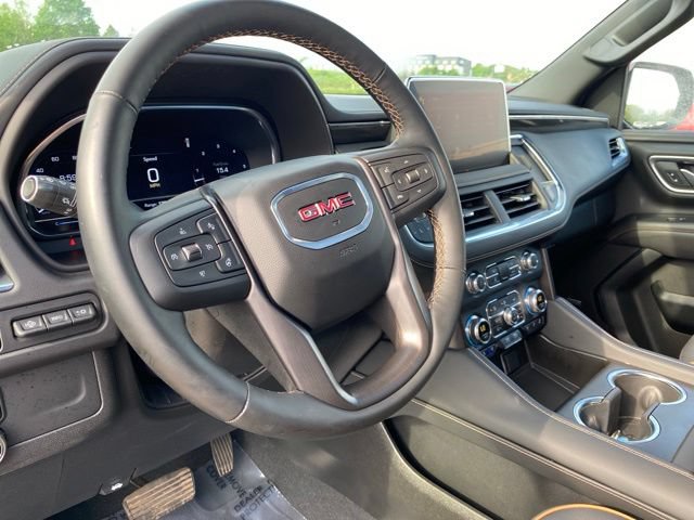 Used 2024 GMC Yukon AT4 w/ Technology Package AWD/4WD image 35