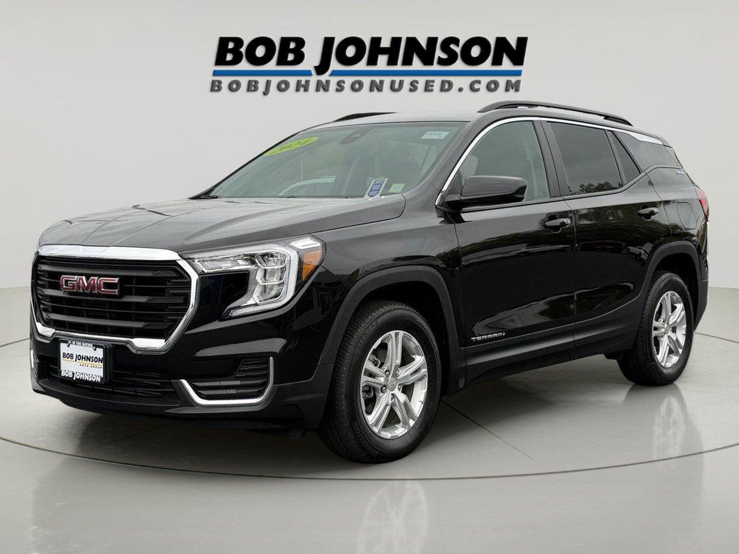 Used 2024 GMC Terrain SLE w/ Driver Convenience Package AWD/4WD image 5