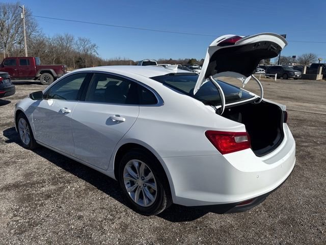 Used 2025 Chevrolet Malibu LT FWD image 4