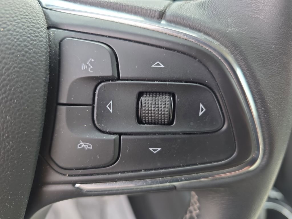 Certified 2023 Buick Encore GX Preferred w/ Cold Weather Comfort Package FWD image 19
