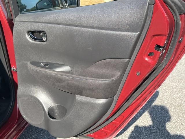 Used 2013 Nissan Leaf S FWD image 18