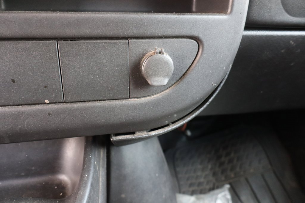 Used 2009 Chevrolet Express 1500 image 9