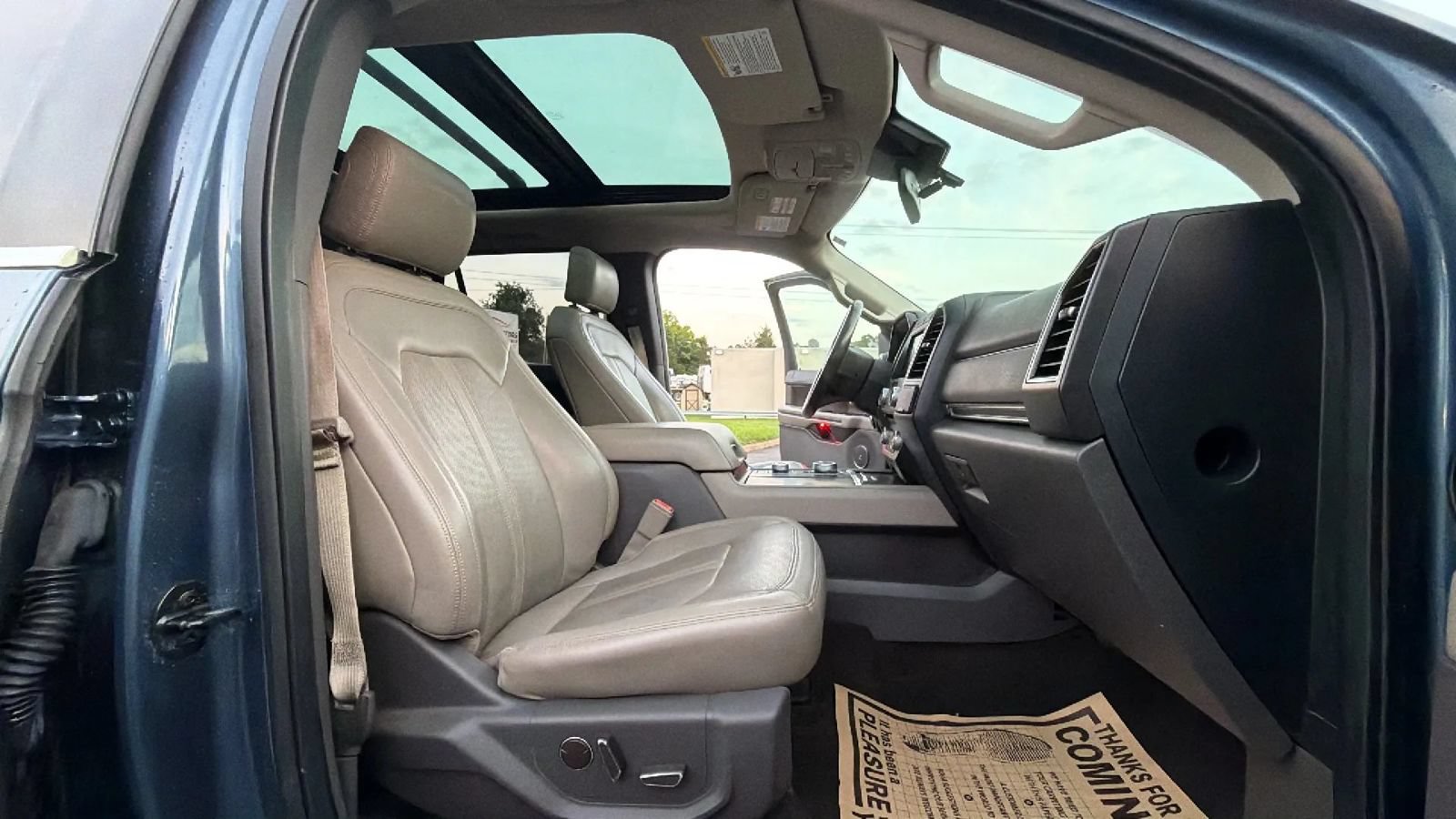 Used 2018 Ford Expedition Limited w/ Equipment Group 301A AWD/4WD image 60