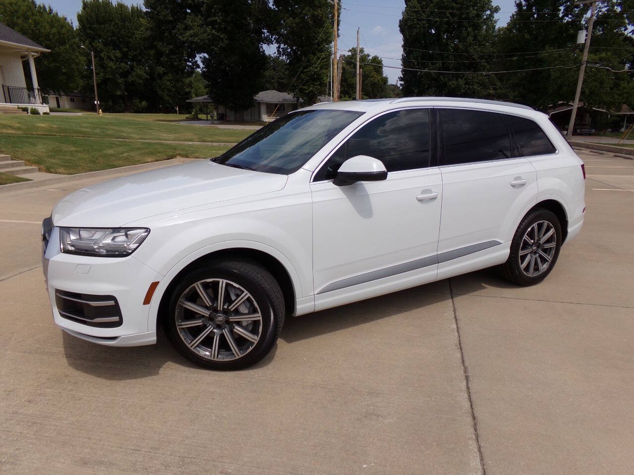 Used 2019 Audi Q7 2.0T Premium Plus w/ Premium Plus Package AWD/4WD image 5