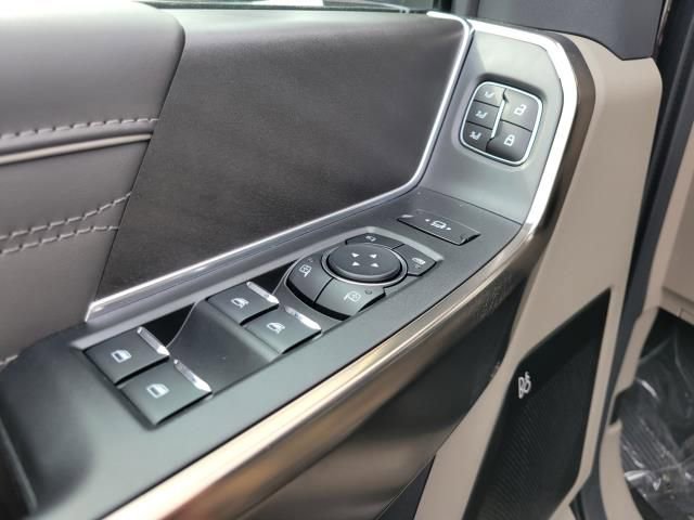 New 2026 Ford F350 4x4 Crew Cab Super Duty image 19