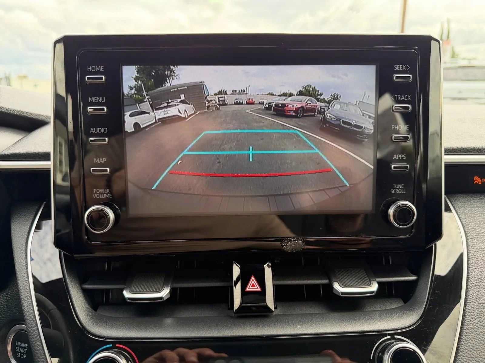 Used 2019 Toyota Corolla SE w/ Carpet Mat Package image 16