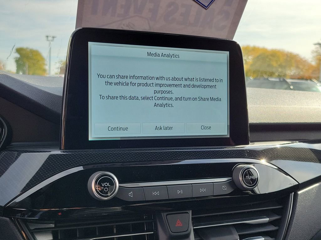 New 2026 Ford Escape ST-Line w/ Cold Weather Package image 27