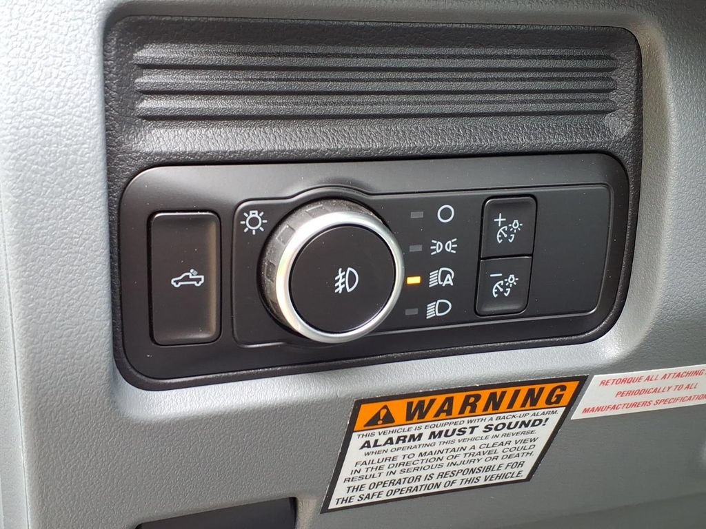 New 2025 Ford F250 XL w/ FX4 Off-Road Package AWD/4WD image 17