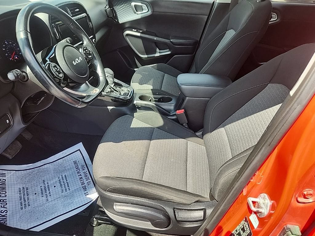 Used 2022 Kia Soul GT-Line FWD image 10