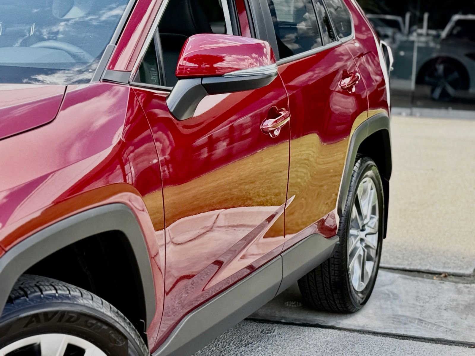 Used 2025 Toyota RAV4 XLE Premium w/ Weather Package FWD image 5