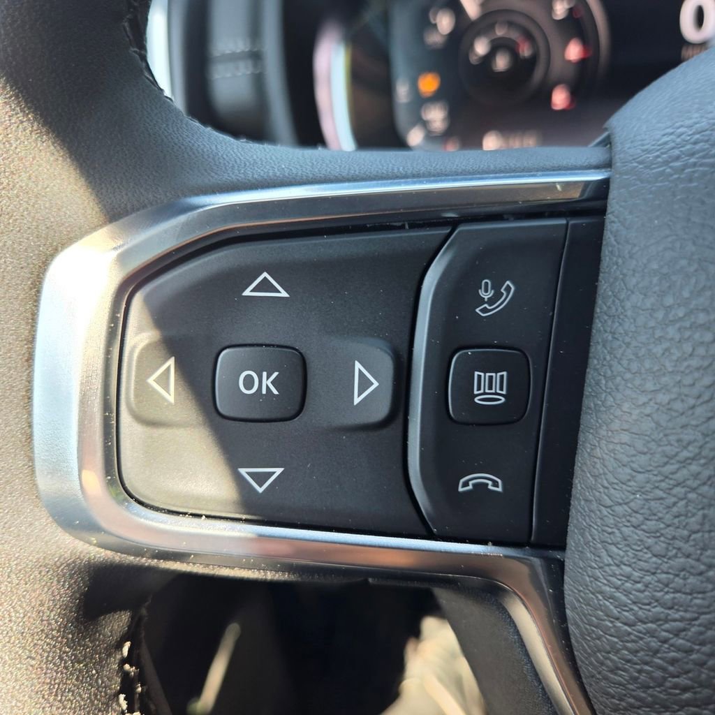 New 2026 RAM 3500 Laramie AWD/4WD image 16