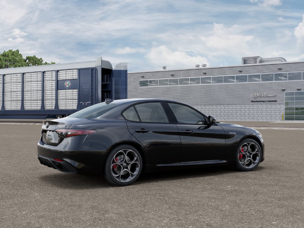 New 2026 Alfa Romeo Giulia RWD image 4