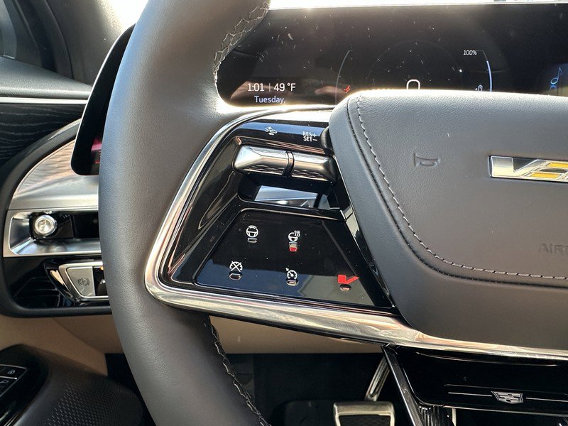 New 2026 Cadillac Lyriq V image 21