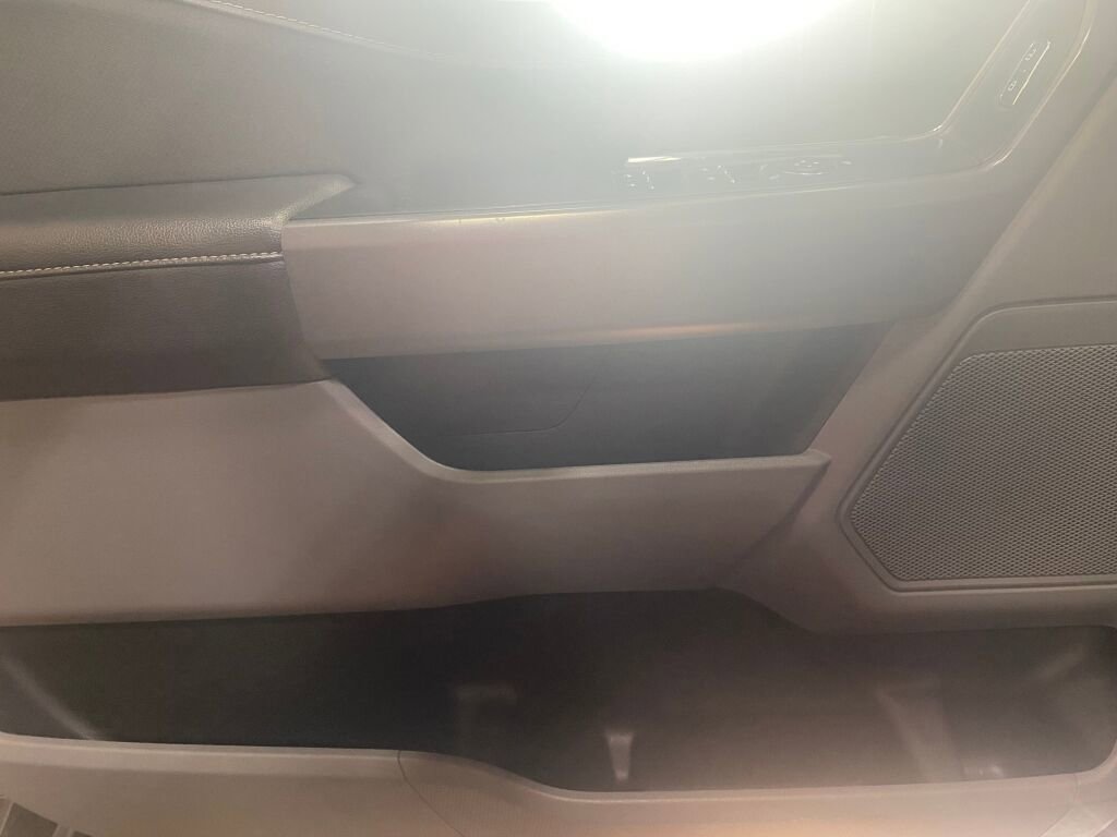 Used 2024 Ford F150 XLT w/ Mobile Office Package image 6