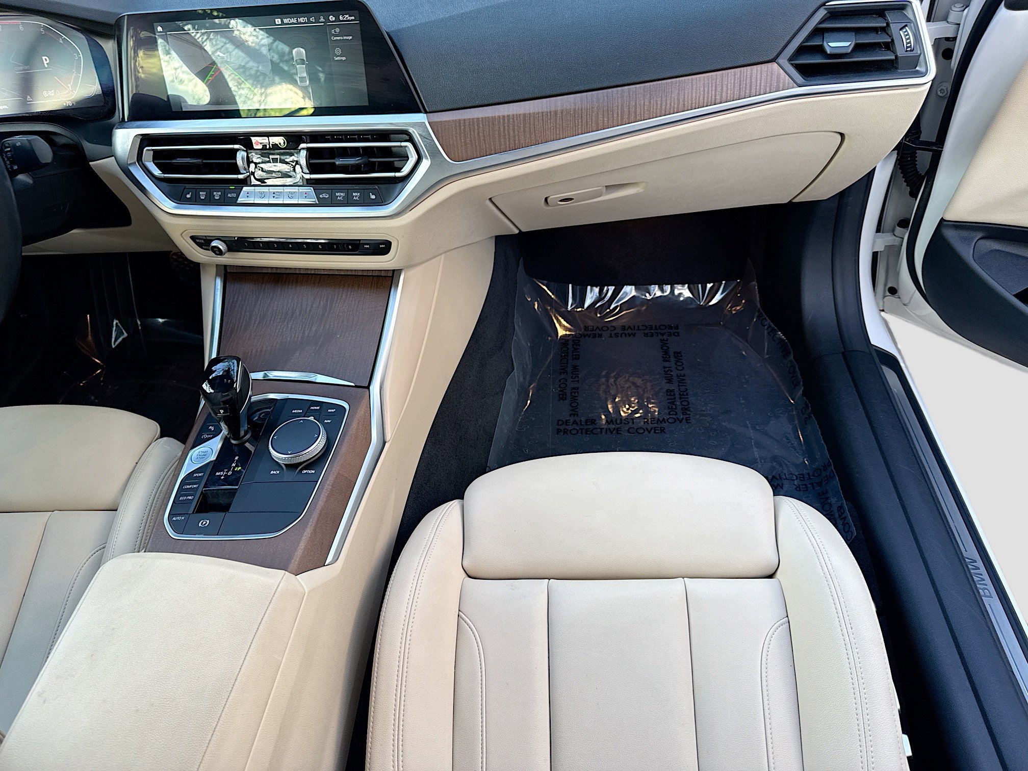 Used 2021 BMW 430i Coupe w/ Premium Package image 16