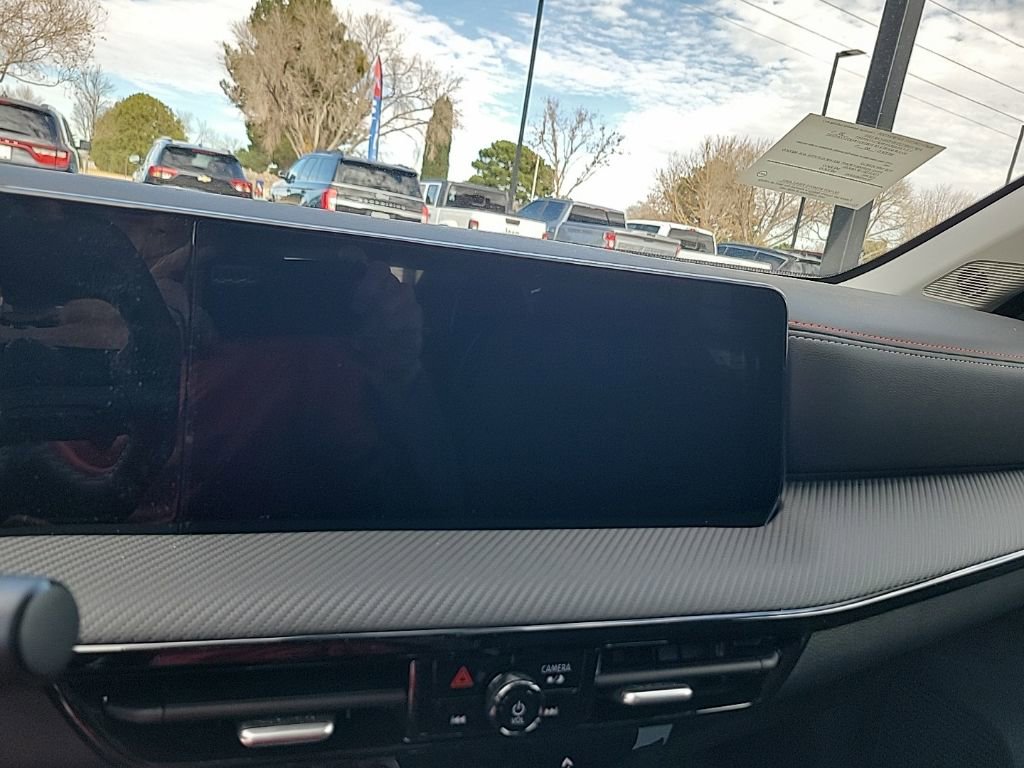 New 2026 Nissan Kicks SR w/ SR Premium Package image 25
