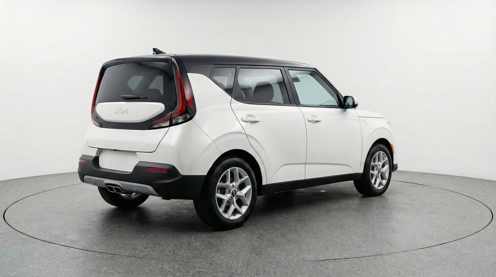 Used 2025 Kia Soul LX w/ LX Technology Package image 9