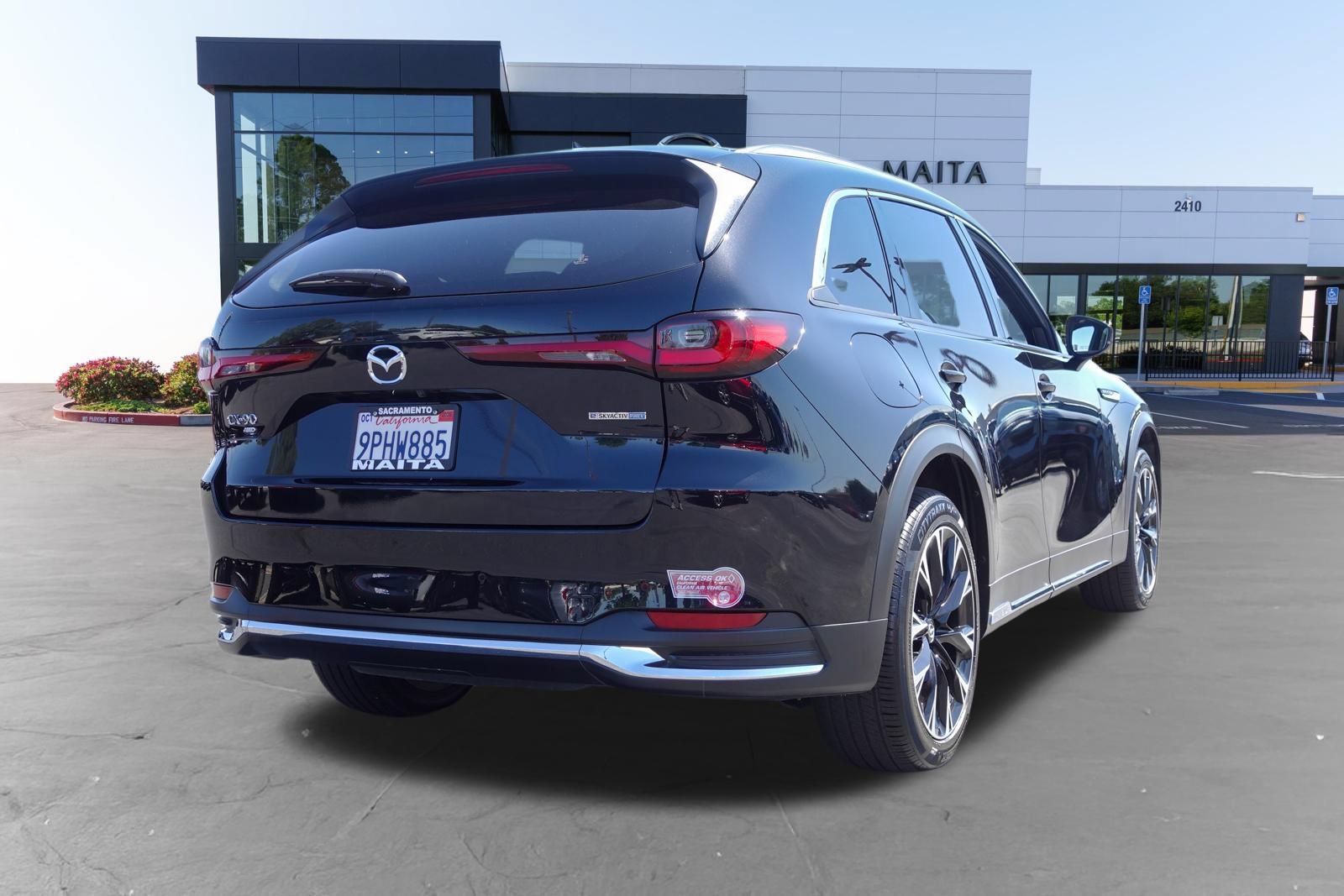 Used 2024 MAZDA CX-90 Plug-In Hybrid w/ Premium Plus AWD/4WD image 4