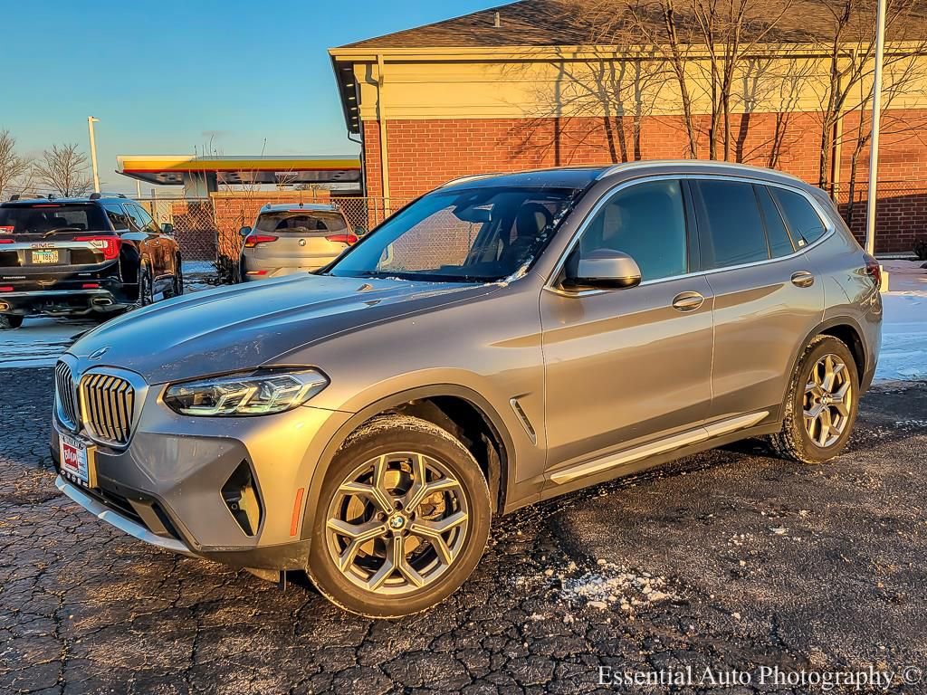 Used 2023 BMW X3 xDrive30i w/ Convenience Package image 2