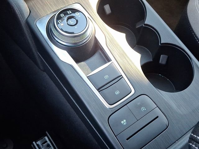 Used 2022 Ford Escape SE image 17