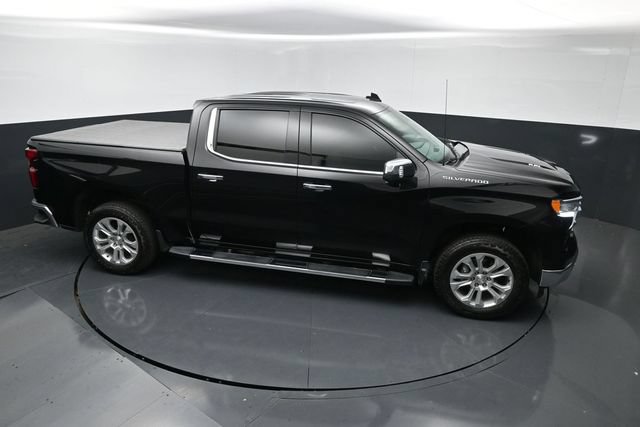 Used 2023 Chevrolet Silverado 1500 LTZ w/ LTZ Premium Package AWD/4WD image 20