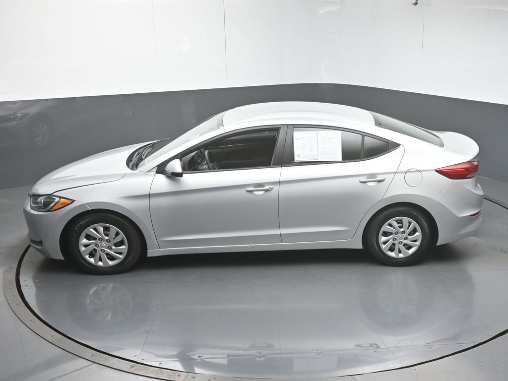 Used 2018 Hyundai Elantra SE w/ Cargo Package image 41