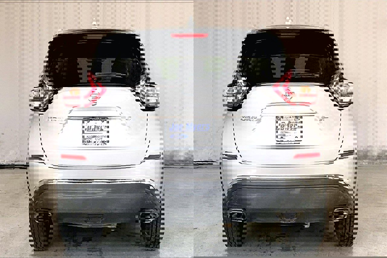 Used 2018 Nissan Murano SL w/ Moonroof Package image 3