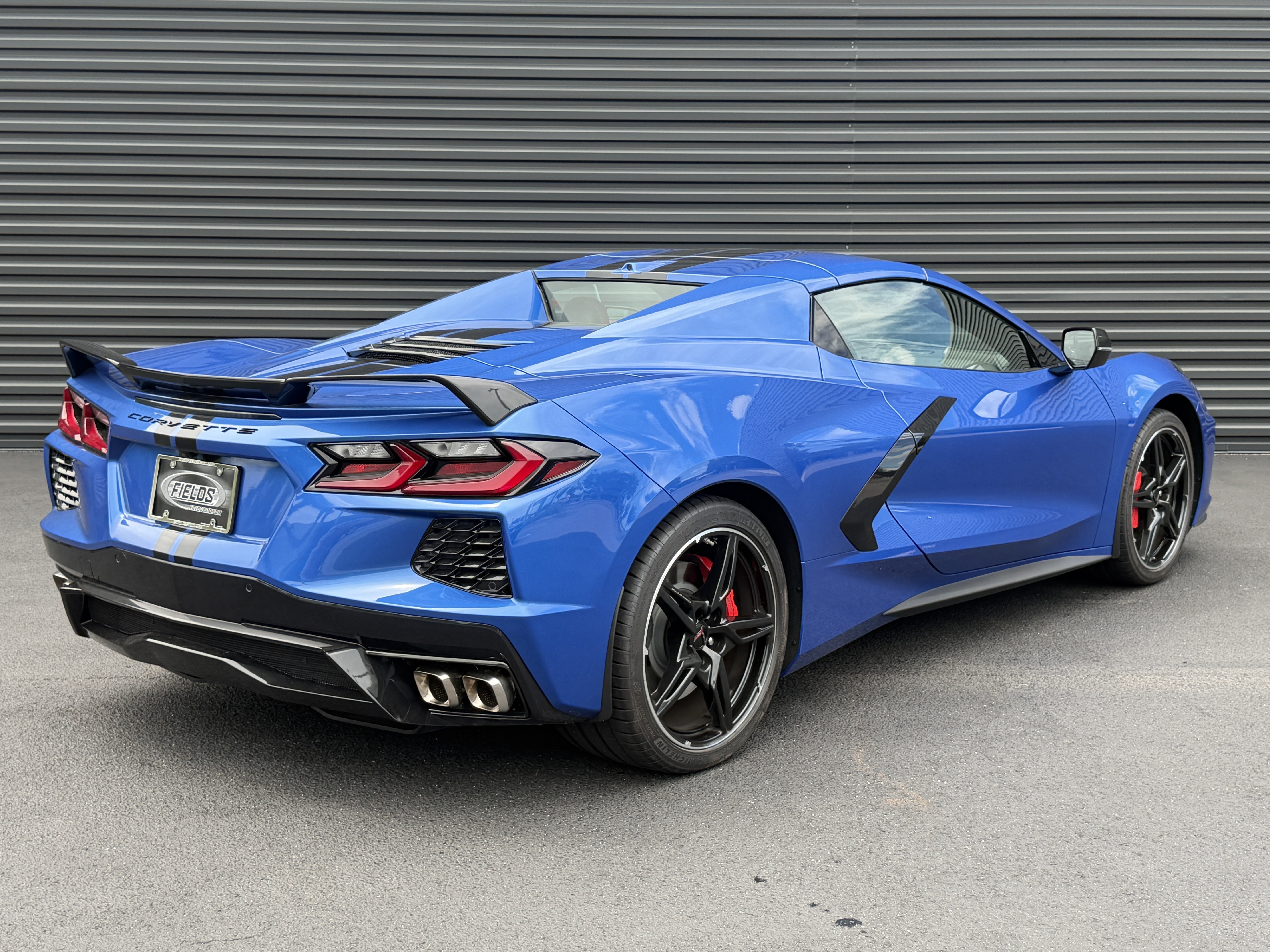 Used 2021 Chevrolet Corvette Stingray Convertible w/ Z51 Performance Package RWD image 9