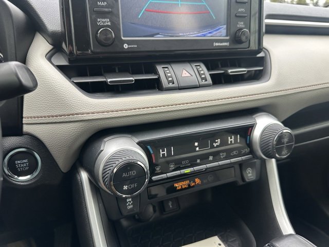 Used 2021 Toyota RAV4 XLE Premium image 24