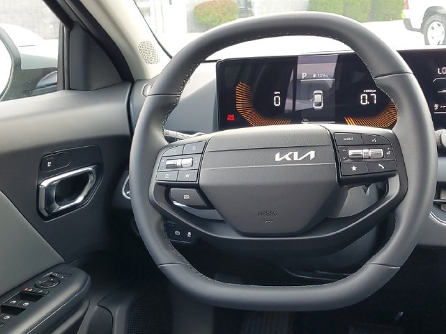 New 2026 Kia K4 EX FWD image 25