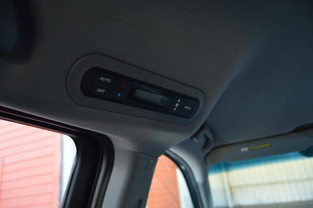 Used 2010 Honda Odyssey EX image 27