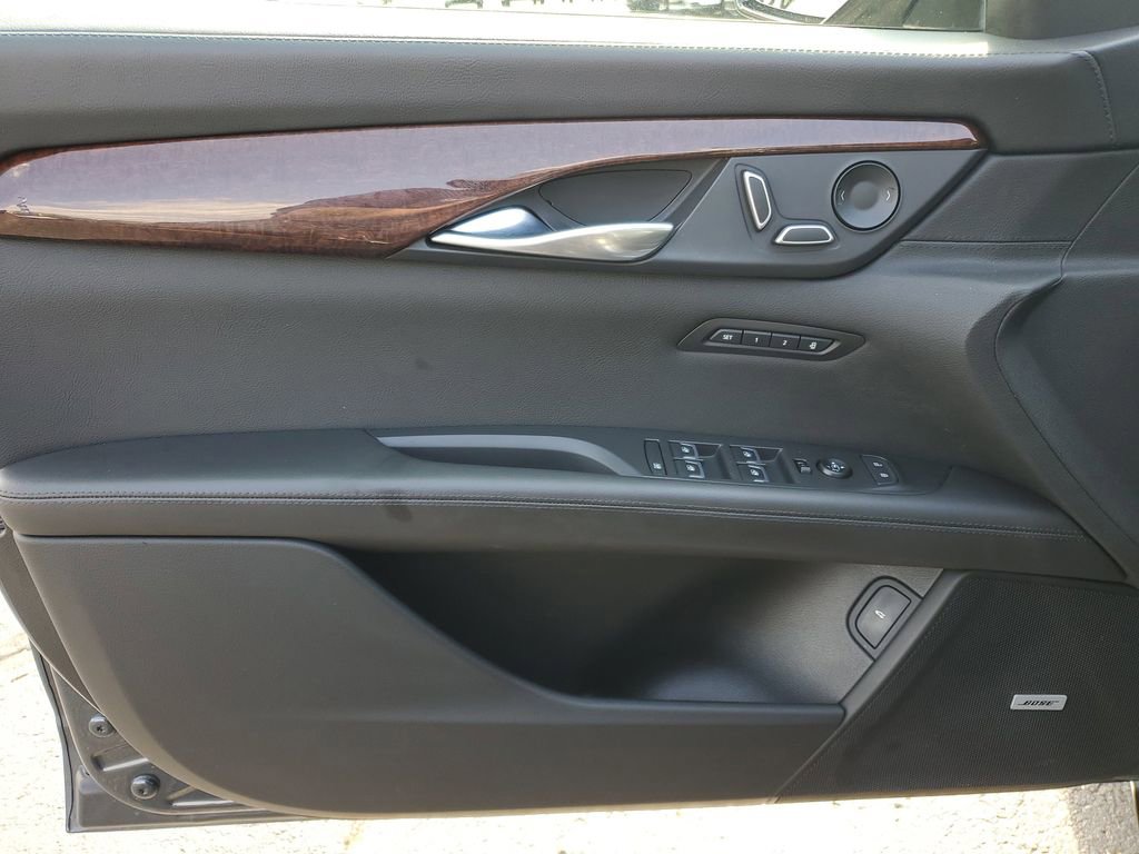 Used 2020 Cadillac CT6 Luxury image 22