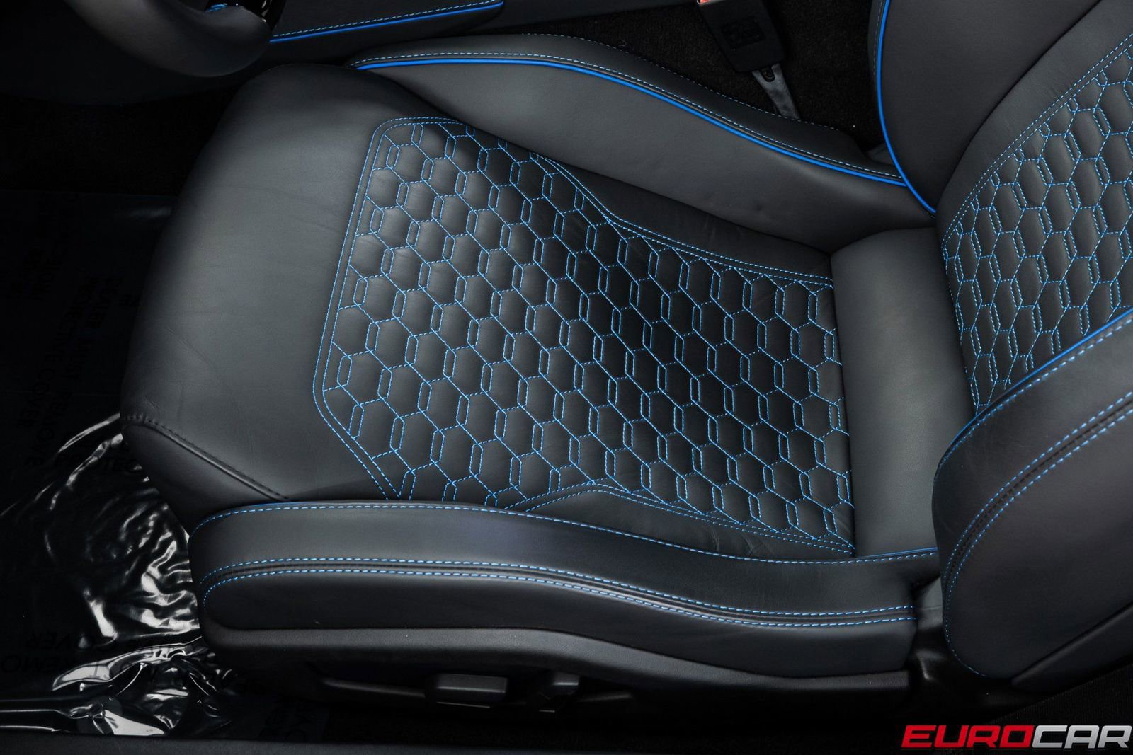 Used 2023 Lamborghini Huracan EVO RWD image 38