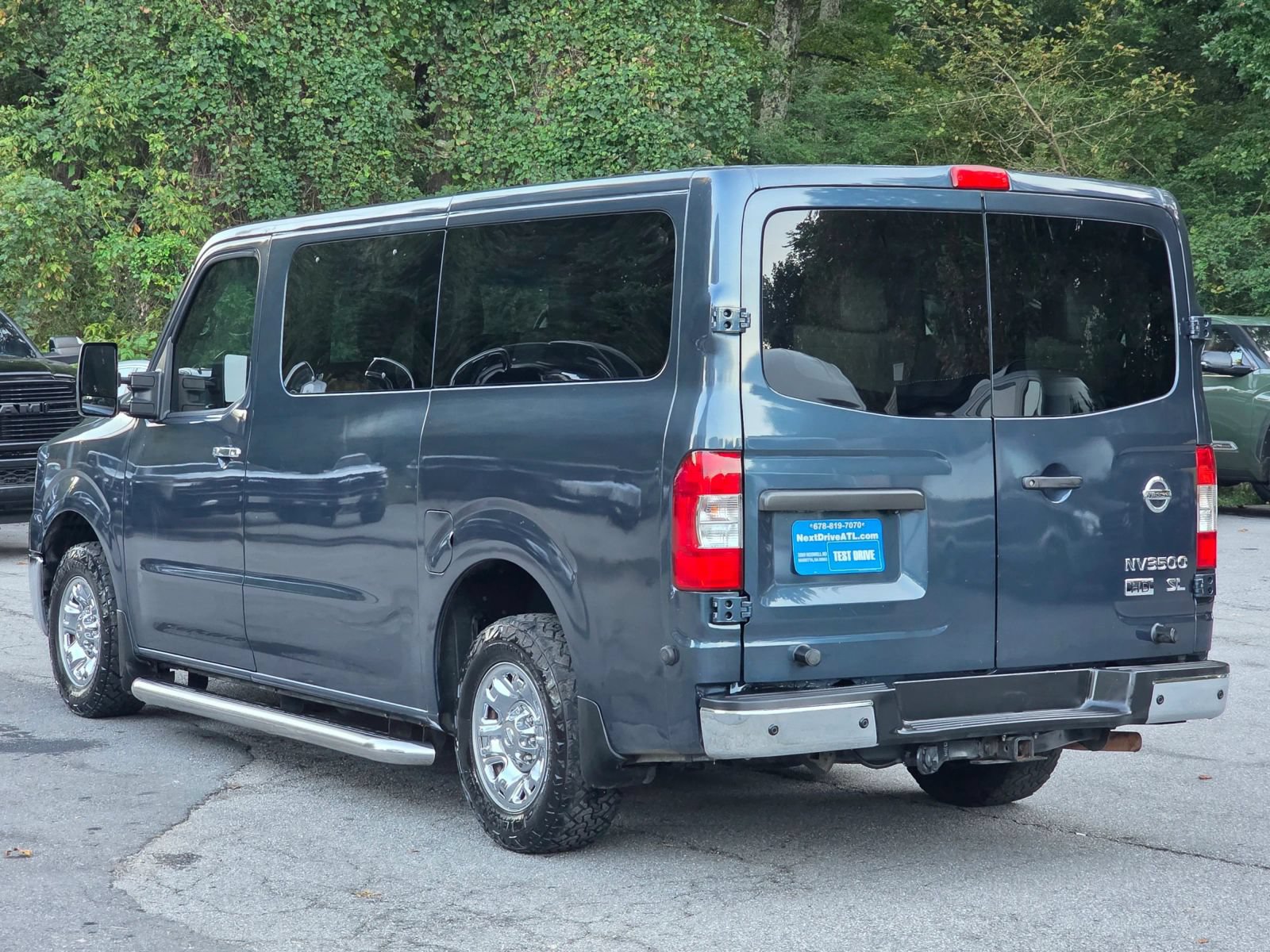 Used 2016 Nissan NV 3500 SL RWD image 5