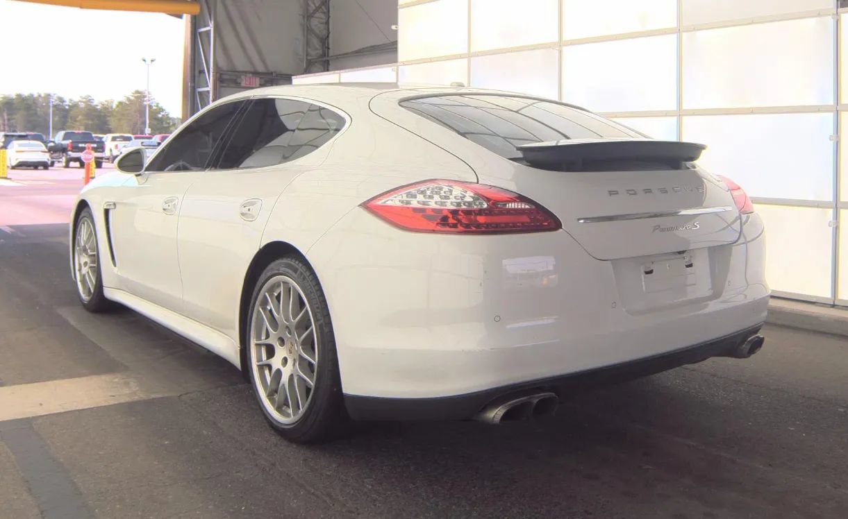 Used 2013 Porsche Panamera S RWD image 6