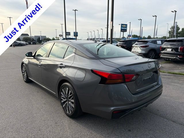 Used 2025 Nissan Altima 2.5 SV FWD image 5
